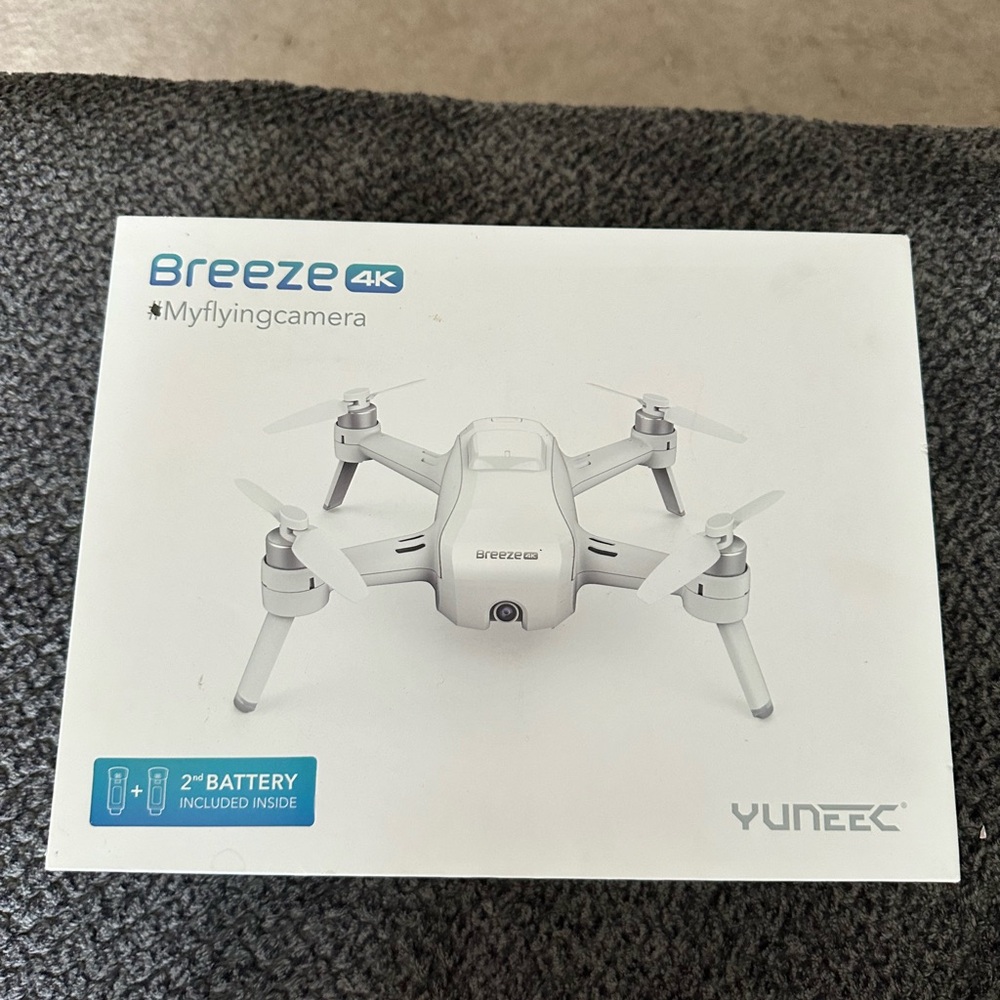 YUNEEC BREEZE 4K DRONE